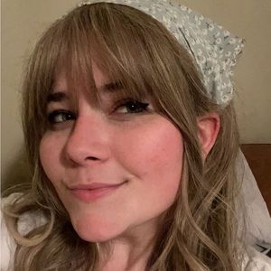 Meet your Posher, Brooke